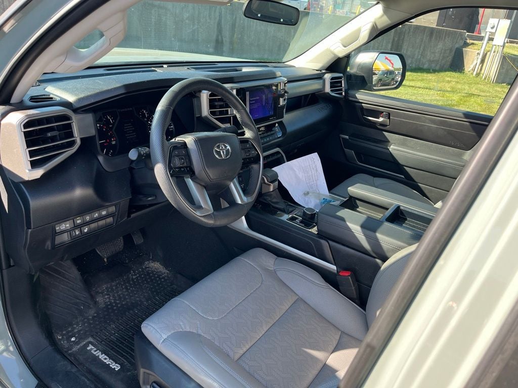 2024 Toyota Tundra SR5