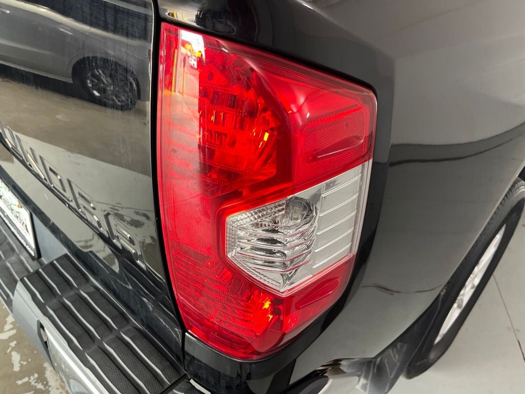 2017 Toyota Tundra SR5
