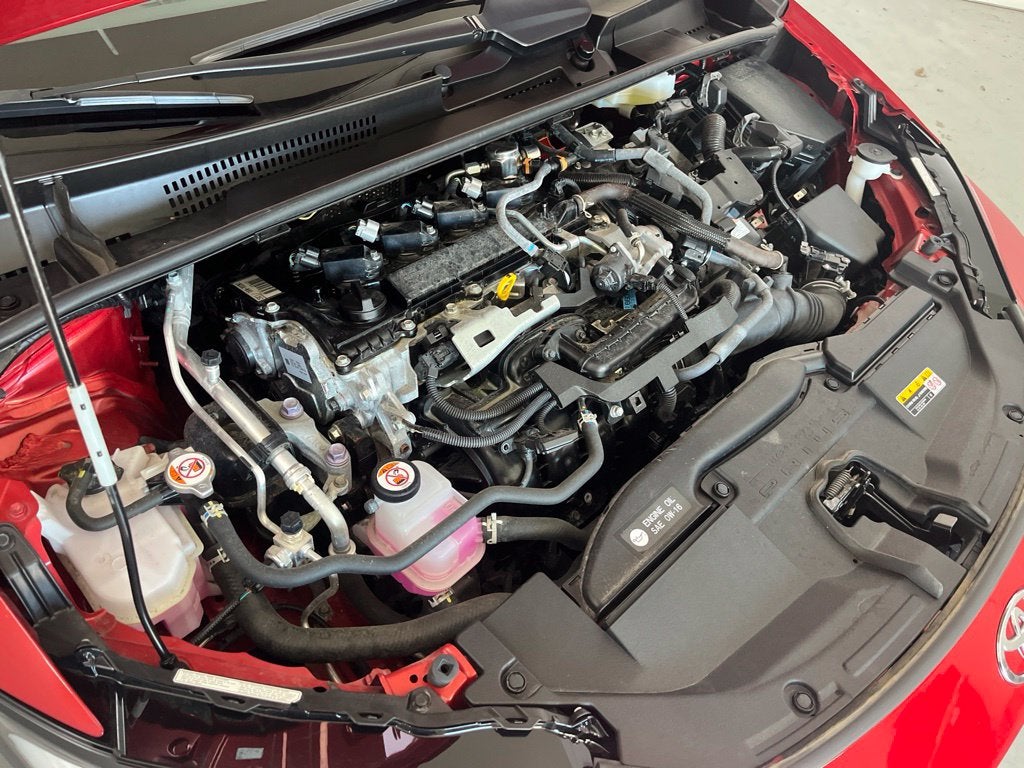 2025 Toyota Prius LE
