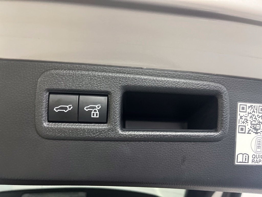 2024 Toyota Venza LE