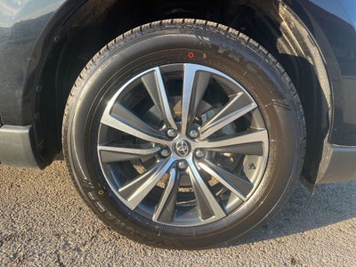 2021 Toyota Venza LE