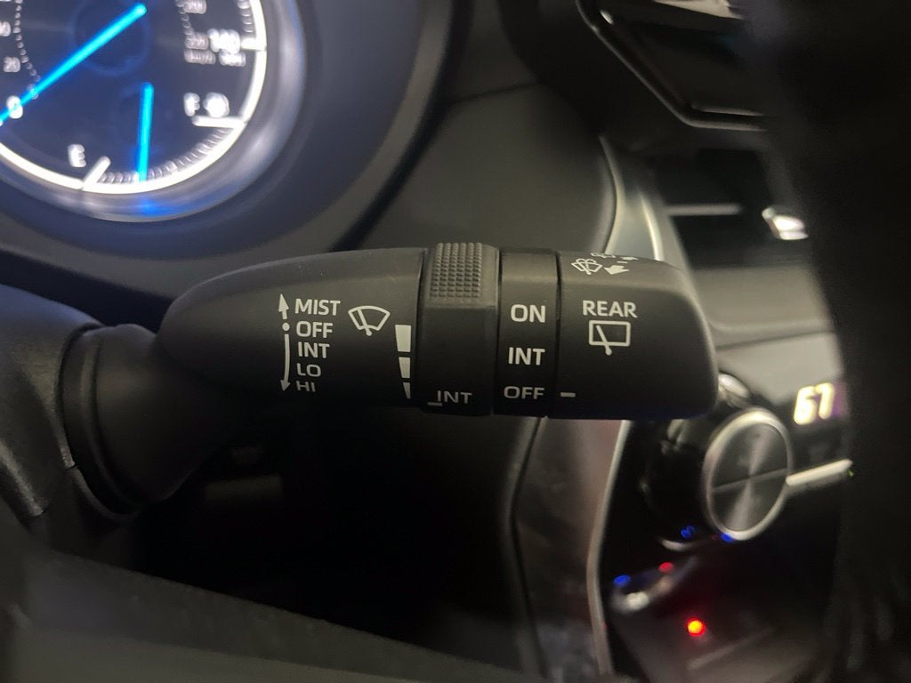 2024 Toyota Venza LE