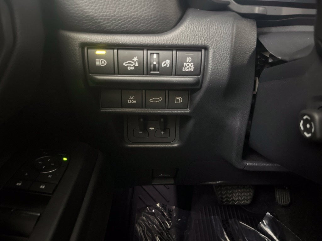 2027 Toyota Land Cruiser Base