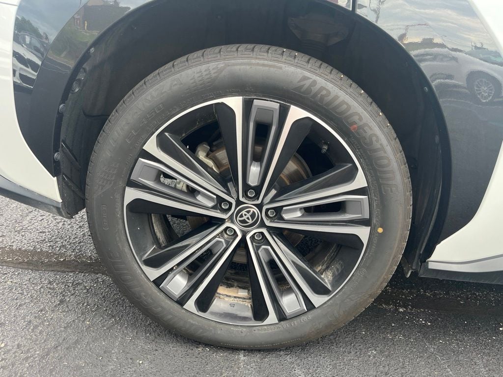 2023 Toyota bZ4X Limited