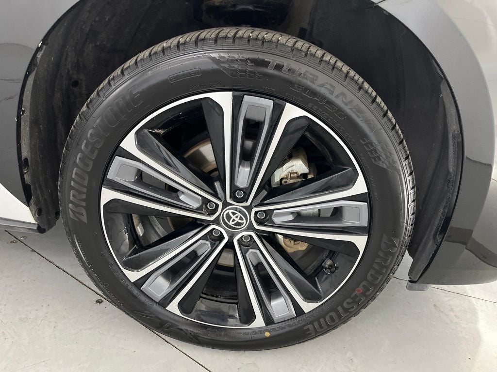 2023 Toyota bZ4X Limited