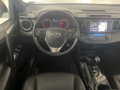 2018 Toyota RAV4 SE