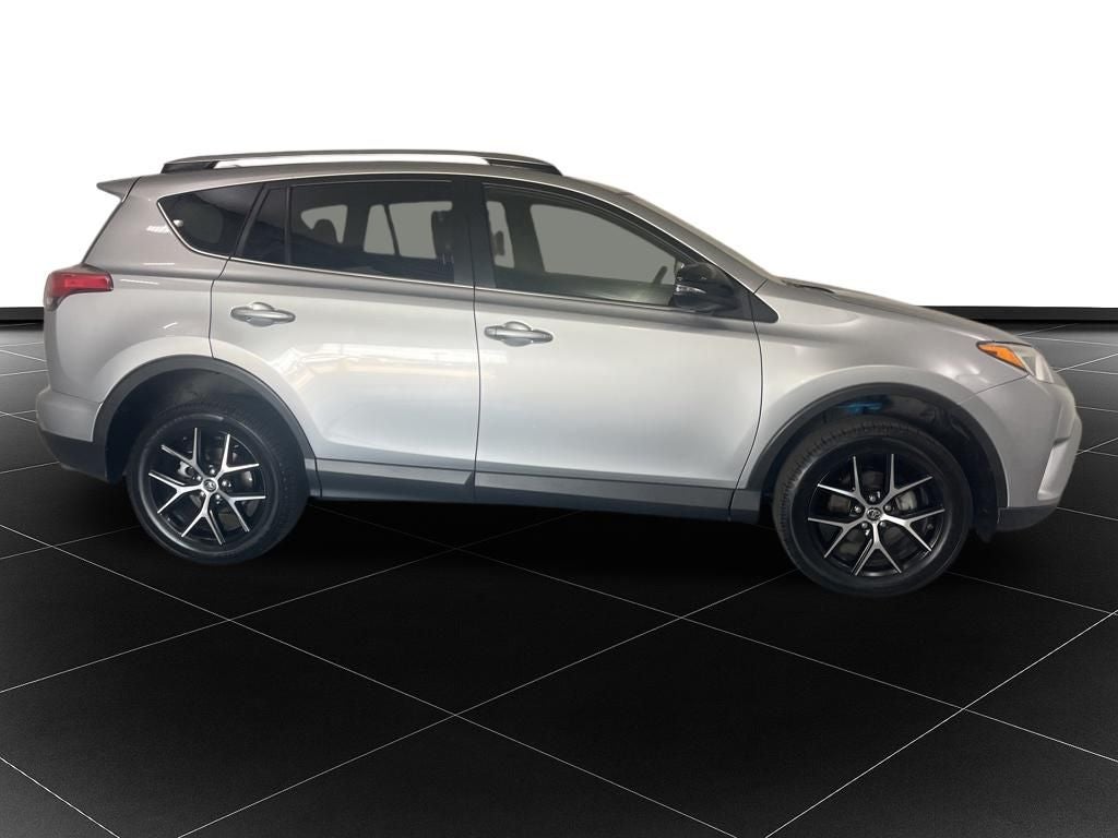 2018 Toyota RAV4 SE
