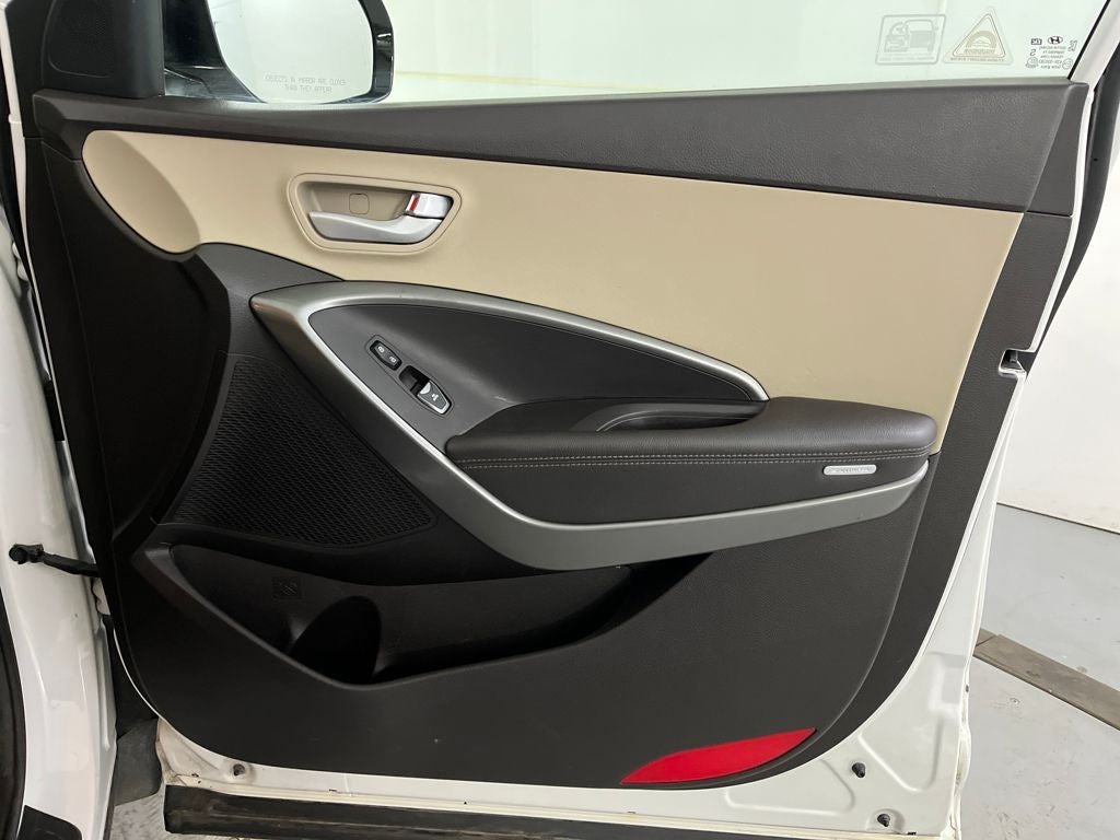 2017 Hyundai Santa Fe SE