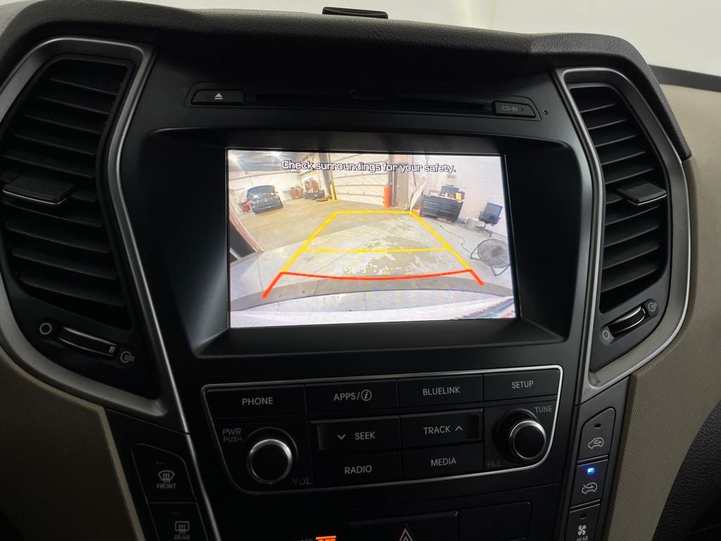 2017 Hyundai Santa Fe SE