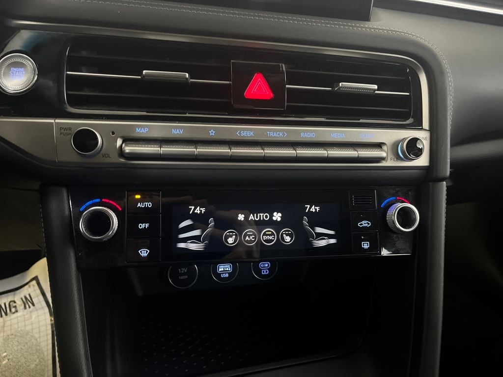 2025 Genesis G70 2.5T