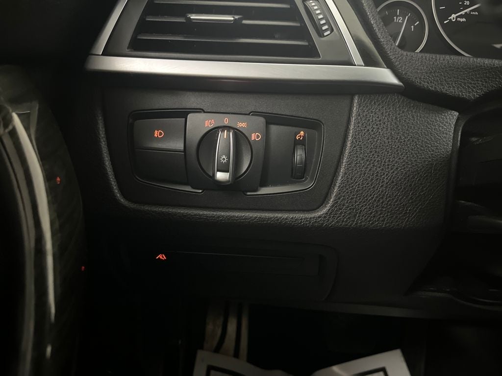 2018 BMW 3 Series 330i xDrive