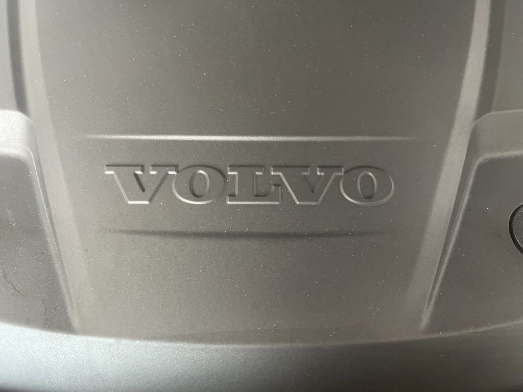 2017 Volvo XC90 T6 Momentum