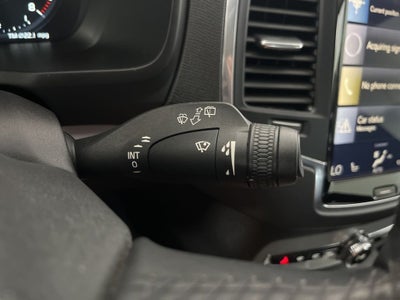 2017 Volvo XC90 T6 Momentum