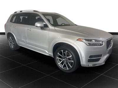 2017 Volvo XC90 T6 Momentum
