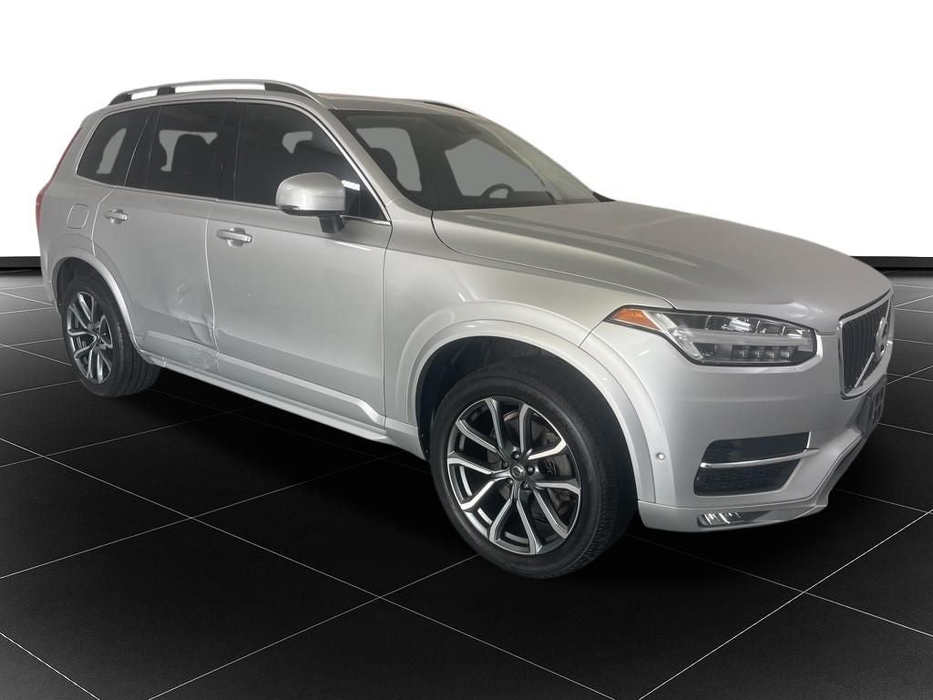 2017 Volvo XC90 T6 Momentum