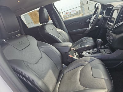 2022 Jeep Cherokee Latitude Lux