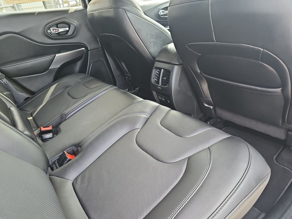 2022 Jeep Cherokee Latitude Lux