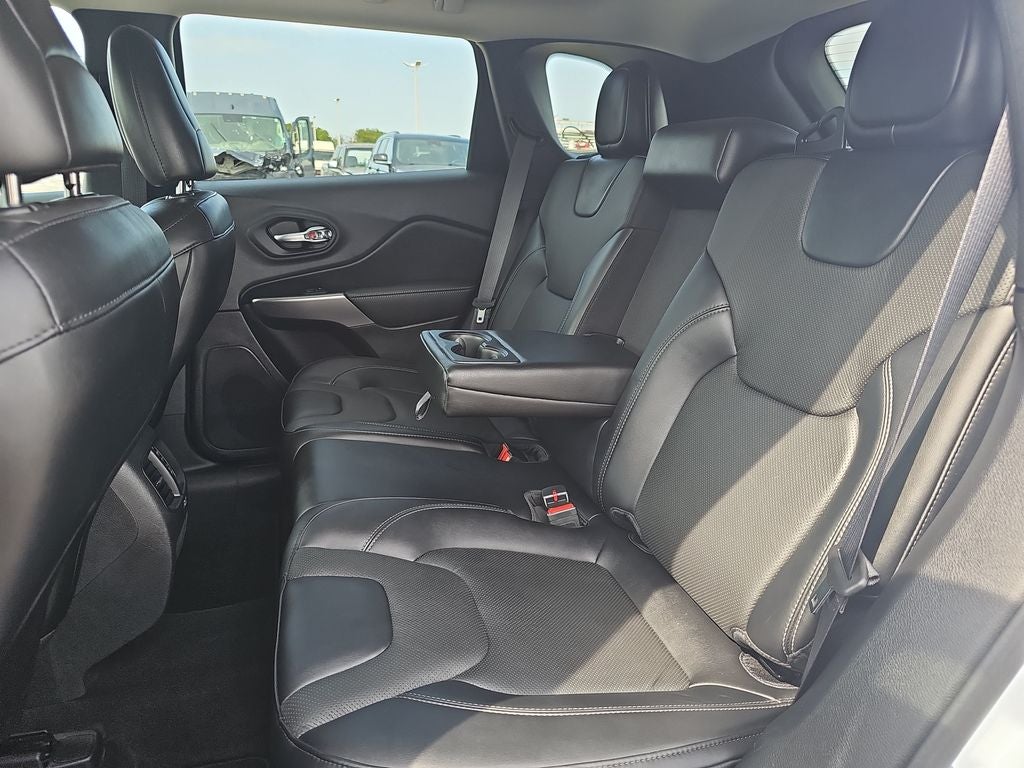 2022 Jeep Cherokee Latitude Lux