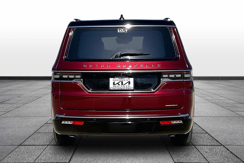 2022 Jeep Grand Wagoneer Series III