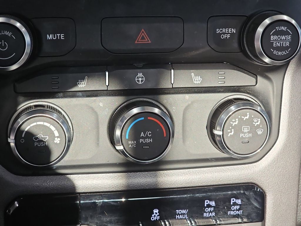 2024 RAM 1500 Big Horn/Lone Star