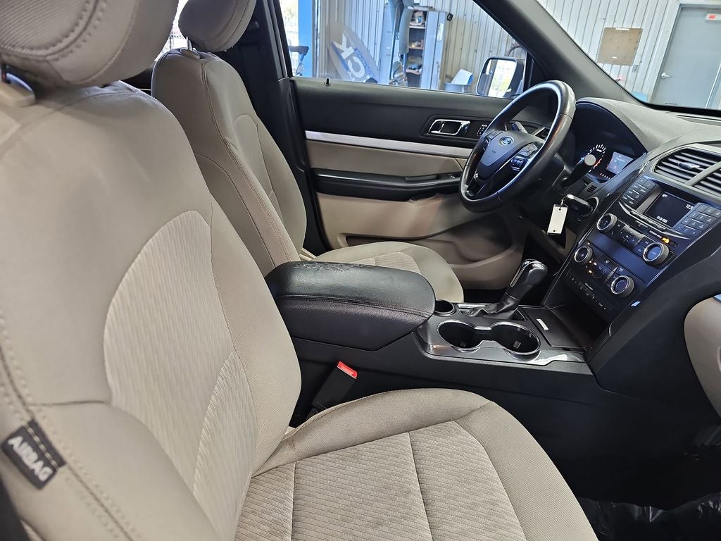 2018 Ford Explorer Base