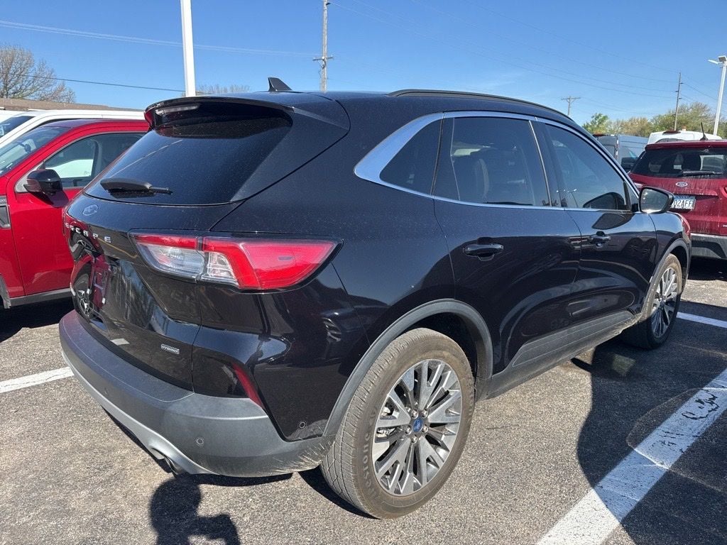 2021 Ford Escape Hybrid Titanium