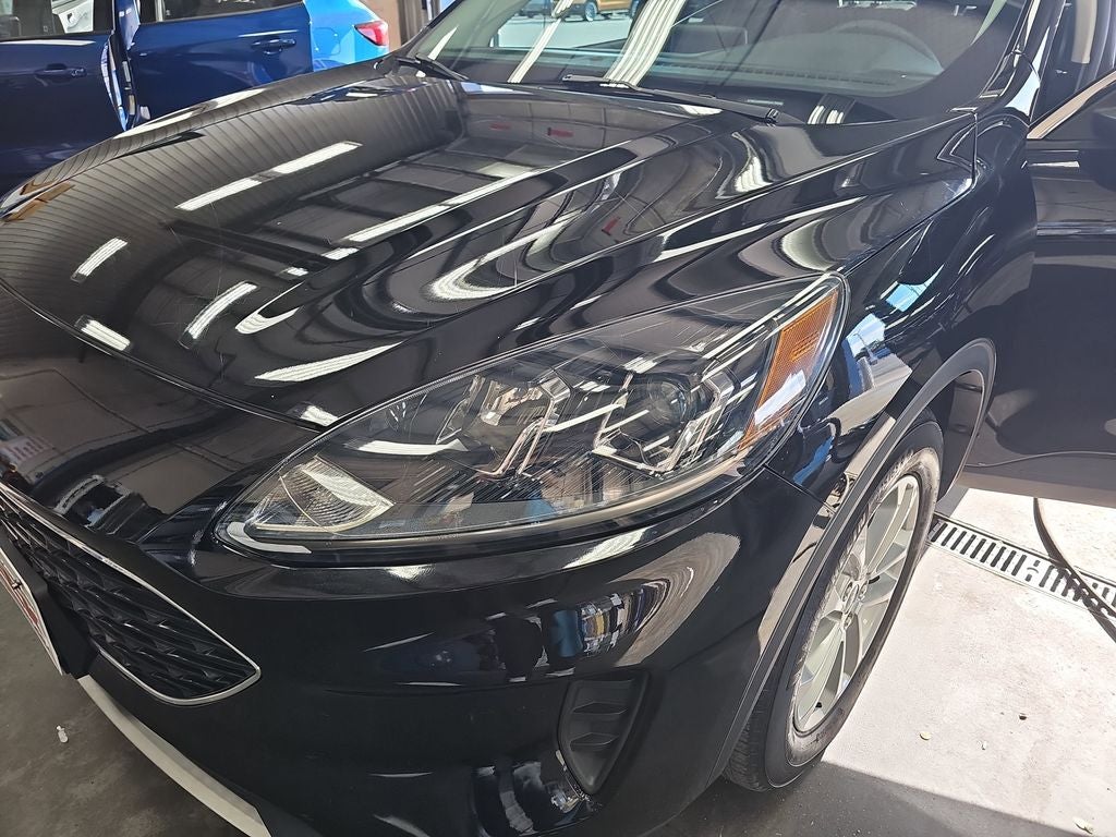 2021 Ford Escape SE