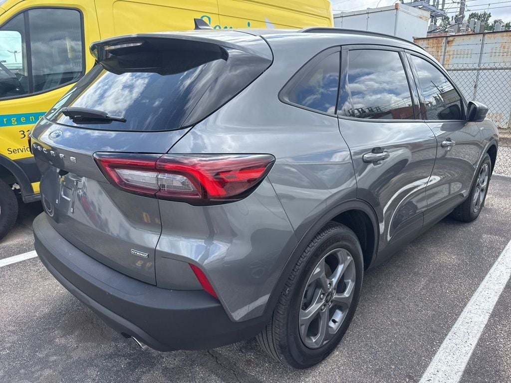 2025 Ford Escape Hybrid ST-Line