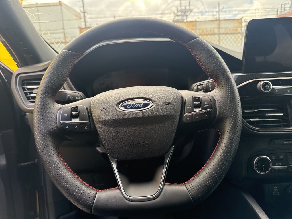 2025 Ford Escape Hybrid ST-Line