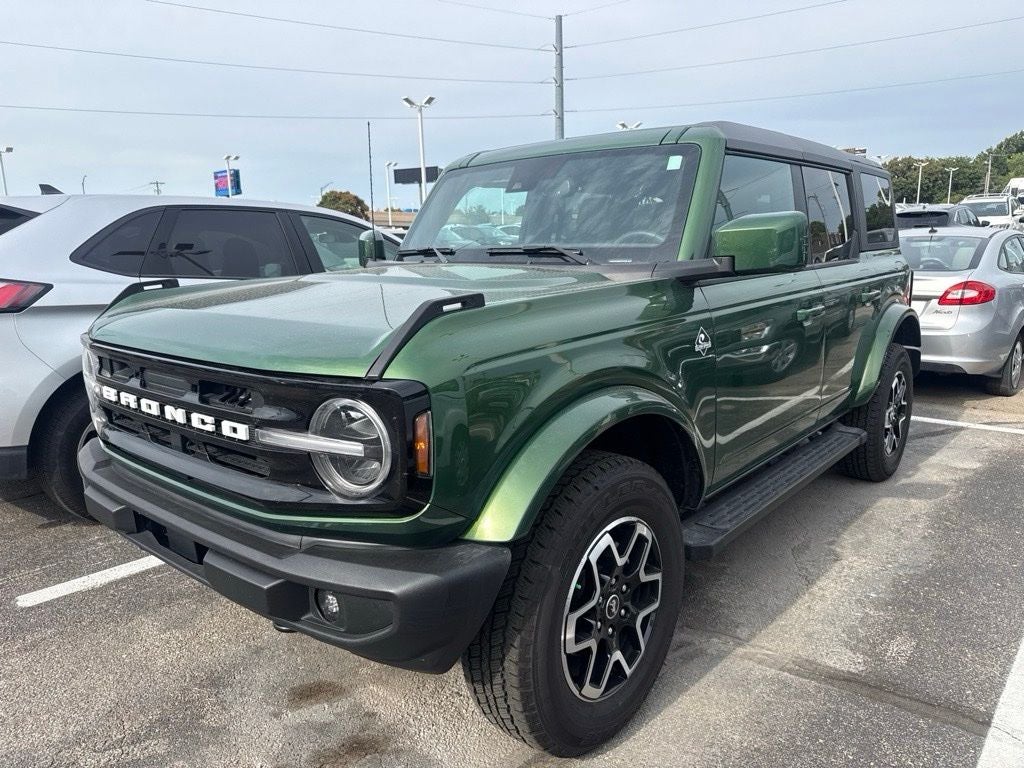 2024 Ford Bronco Outer Banks