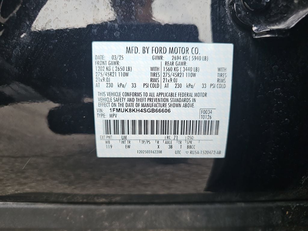 2025 Ford Explorer ST-Line