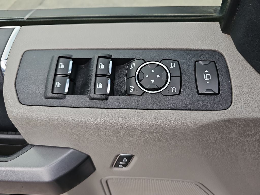 2022 Ford F-350SD XLT
