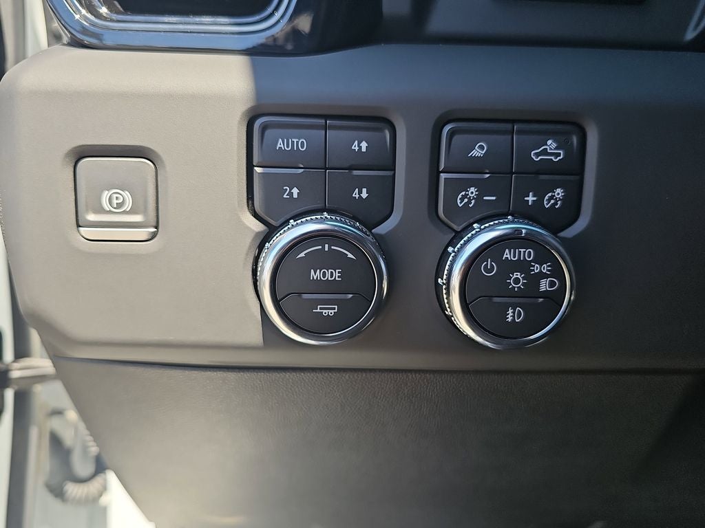 2024 GMC Sierra 2500HD AT4