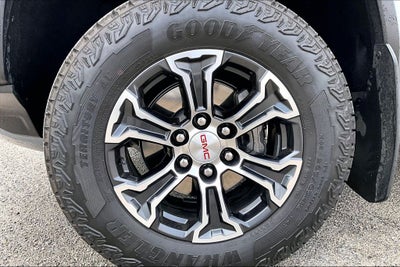 2023 GMC Canyon AT4