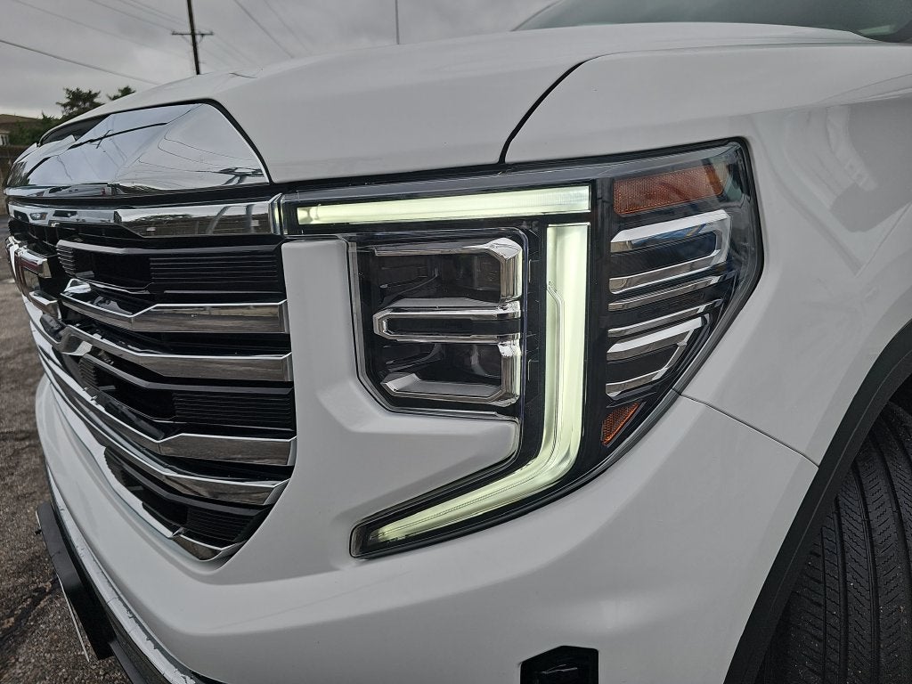 2025 GMC Sierra 1500 SLT
