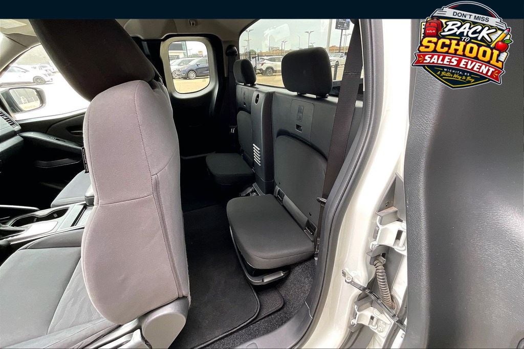 2023 Nissan Frontier S