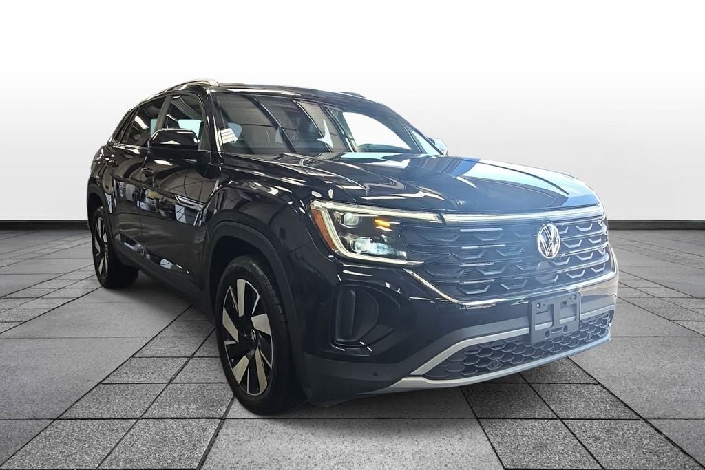 2024 Volkswagen Atlas Cross Sport 2.0T SE w/Technology