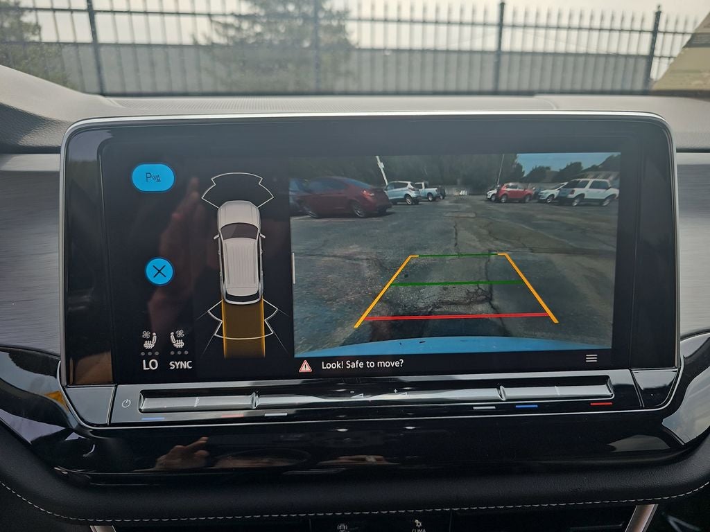 2025 Volkswagen Atlas Cross Sport 2.0T SE w/Technology