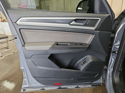 2022 Volkswagen Atlas Cross Sport 3.6L V6 SEL R-Line