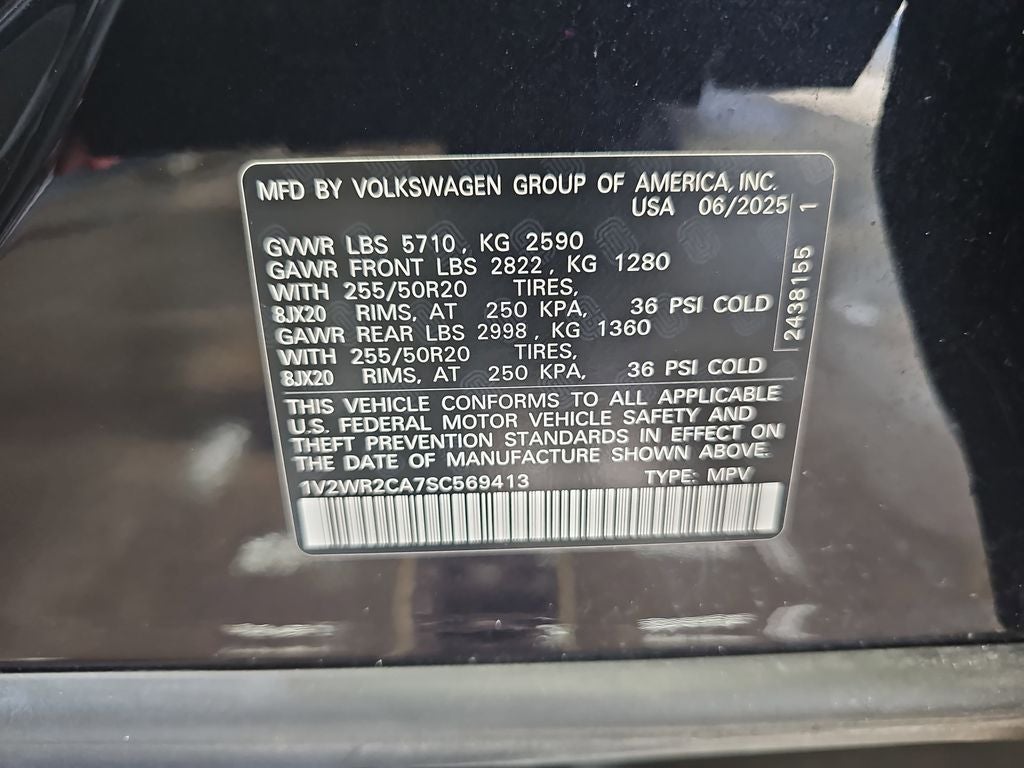 2025 Volkswagen Atlas 2.0T SE w/Technology