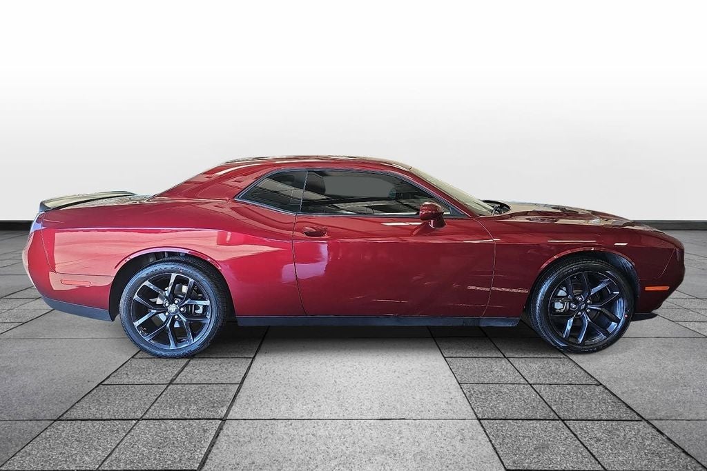 2022 Dodge Challenger SXT