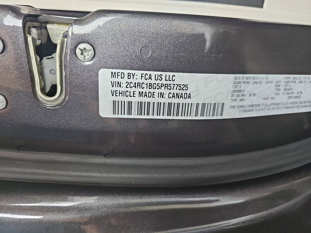 2023 Chrysler Pacifica Touring L