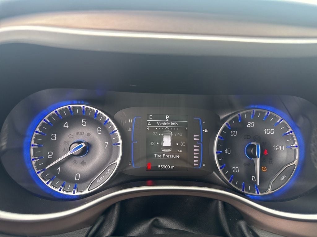 2023 Chrysler Voyager LX