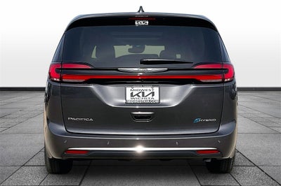2023 Chrysler Pacifica Hybrid Limited