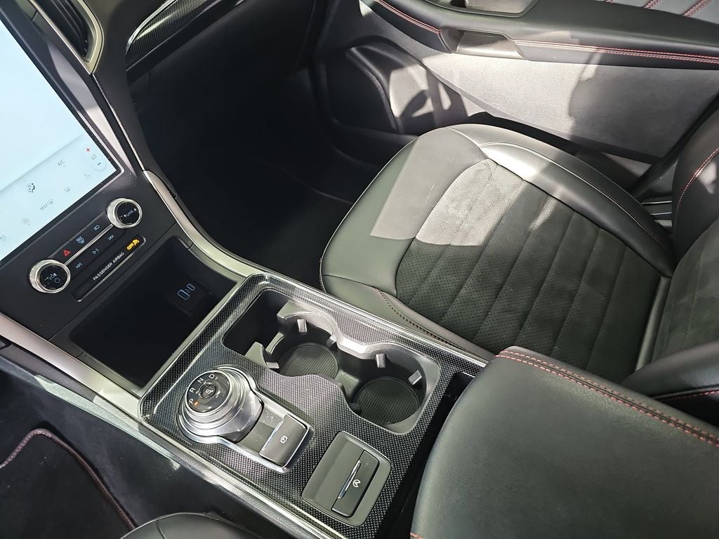 2021 Ford Edge ST Line