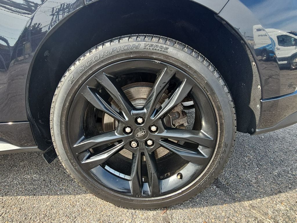 2020 Ford Edge ST