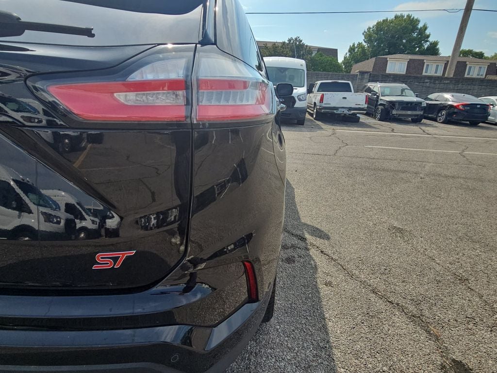 2020 Ford Edge ST