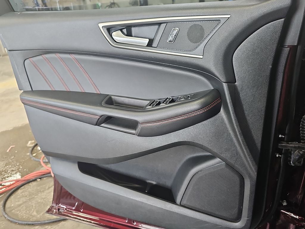 2022 Ford Edge ST Line