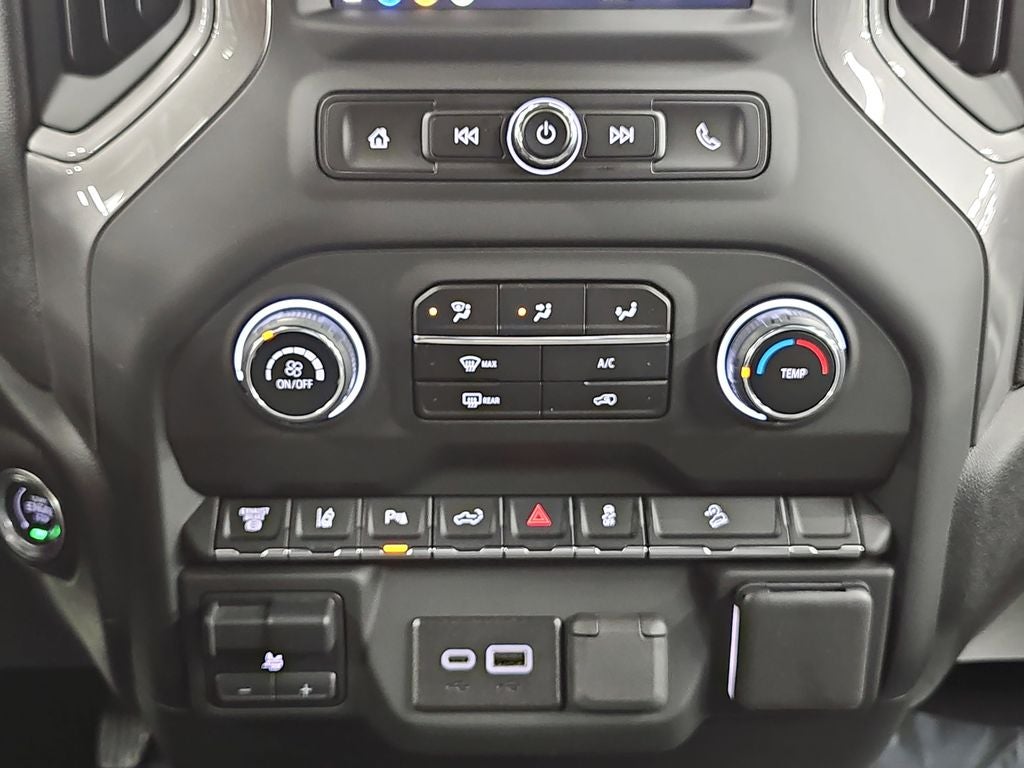 2024 Chevrolet Silverado 2500HD Custom