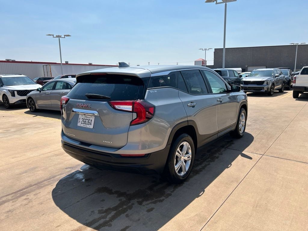 2024 GMC Terrain SLE